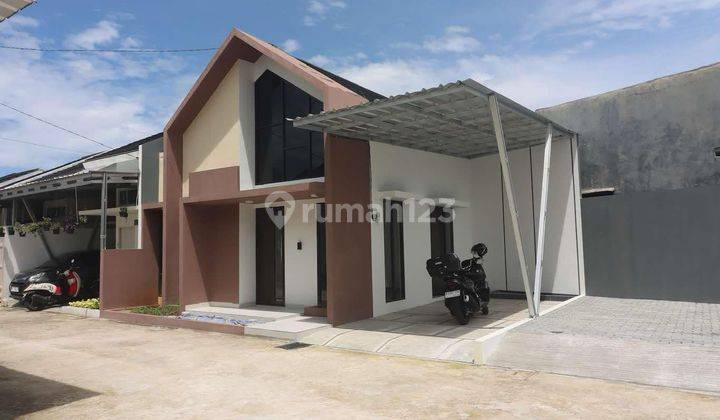 Rumah Cantik Model Scandinavian Lokasi Cluster Pasir Putih Sawangan Harga All In Bonus Canopy,2 Unit Ac,token Listrik 1