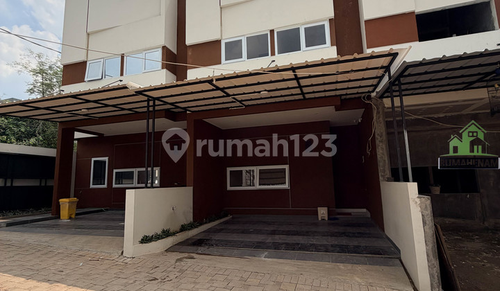 Rumah 3 Kamar Tidur Brand New 300 Meter Dari Gerbang Tol Limo