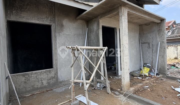 Rumah 2 Kamar Tidur Brand New Luas Tanah 80 Meter di Meruyung