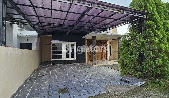 RUMAH FULL FURNISHED SIAP PAKAI DI  UNGARAN DEKAT EXIT TOL 2