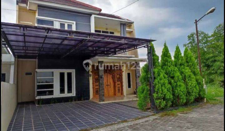 RUMAH FULL FURNISHED SIAP PAKAI DI  UNGARAN DEKAT EXIT TOL 1