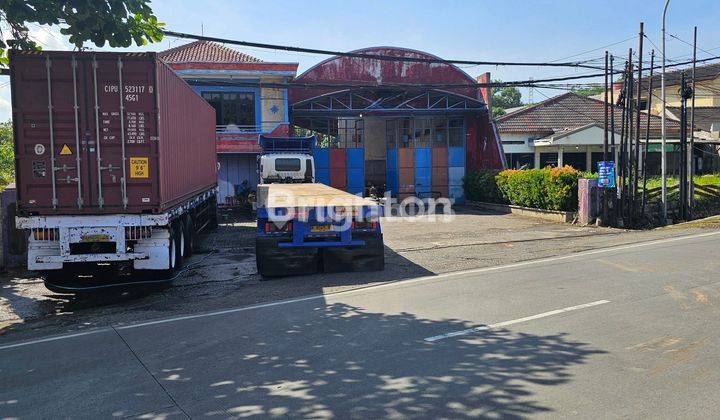 RUMAH DAN GUDANG TEPI JALAN UTAMA DI PUDAKPAYUNG-BANYUMANIK 1