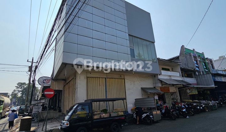 RUKO STRATEGIS, 3 LANTAI, SIAP PAKAI, SEBELAH PASAR DI UNGARAN 2