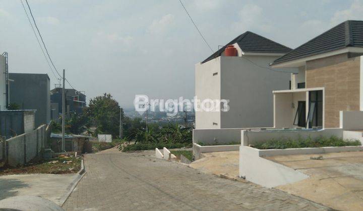 Rumah Eksklusif Serasa Tinggal Di Villa, Lokasi Di Tembalang 2