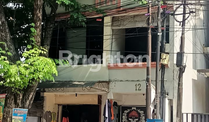 HOUSE AND SHOPHOUSE IN CENTRAL SEMARANG WITH FRONT AND REAR ROAD ACCESS 1