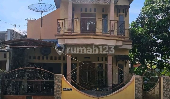 HOUSE IN A GREEN ENVIRONMENT, READY TO OCCUPY IN GEDANGANAK - EAST UNGARAN 1