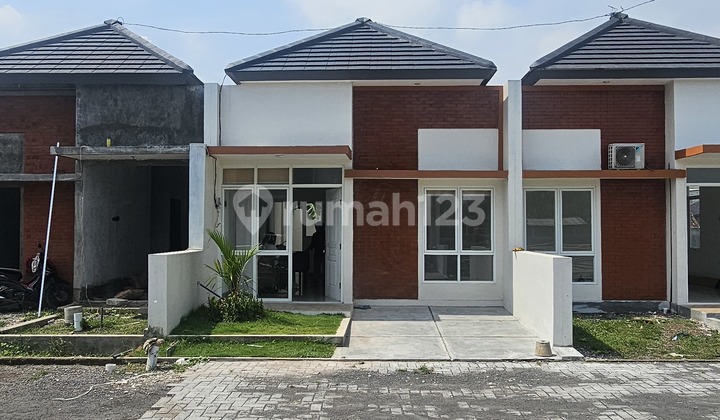 Minimalist Modern House 1 Million in Randu Garut Semarang 1