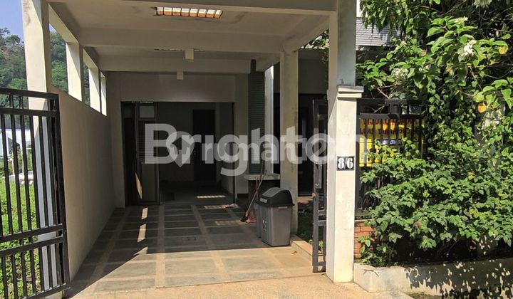 RUMAH 2 LANTAI SIAP HUNI DI SEMARANG ATAS DEKAT HOTEL OAK TREE 1