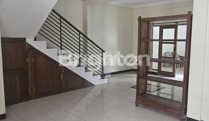 RUMAH SIAP HUNI / NEGO KERAS,  DI NGESREP BANYUMANIK DEKAT UNDIP 2