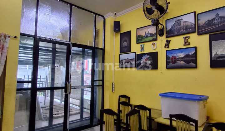 Ruko di Pinggir Jalan Raya Cocok untuk Kafe Kantor Usaha 1