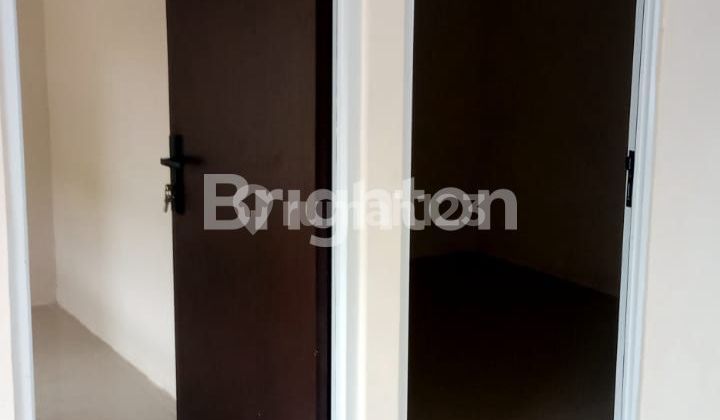 Modern Minimalist House, Scenic Mountain Atmosphere in West Ungaran 2