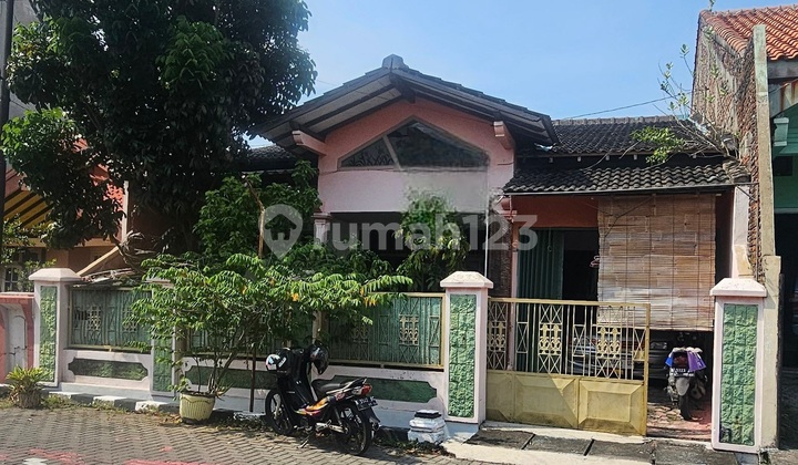 Rumah Strategis Siap Huni Di Pandean Lamper Dekat Exit Tol 1