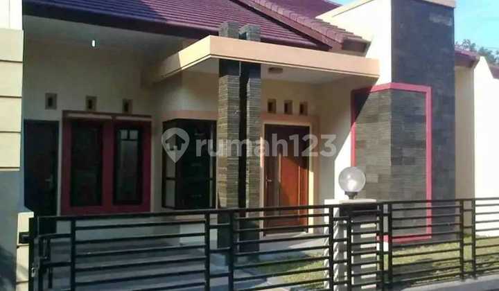 3 Bedroom House in Ungaran, Strategic Location Near Unyil Park 1