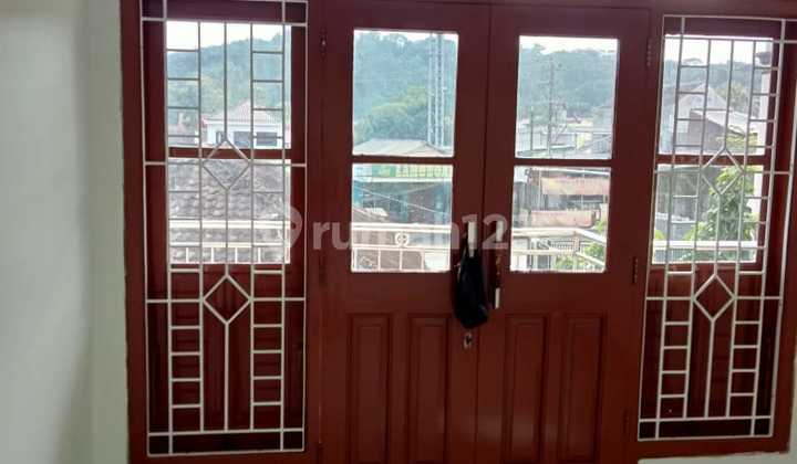 Rumah Strategis 2 Menit ke Tol, Lt 350M², 5 Kt 2