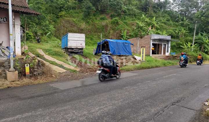 Strategic Spacious Land in Banyubiru, Ambarawa – 1,912 m² 2