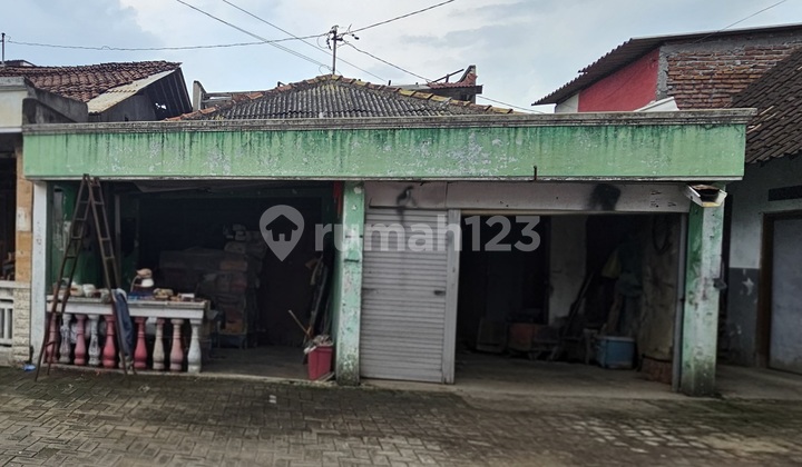 House Land Area 94 M2 Strategic in Central Semarang 1
