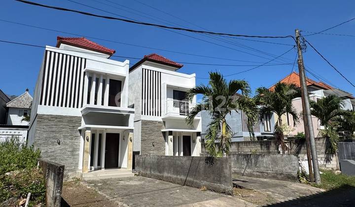 Dijual rumah siap huni di daerah Dharmawangsa, Nusa Dua Hanya tersisa 2 unit saja !!! Dijual rumah siap huni di daerah Dharmawangsa, Nusa Dua Hanya tersisa 2 unit saja !!!