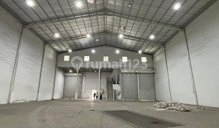 Warehouse, Delta Silicon Land Area 1,058 SQM, Building Area 1,104 SQM, Loading Dock, Cikarang