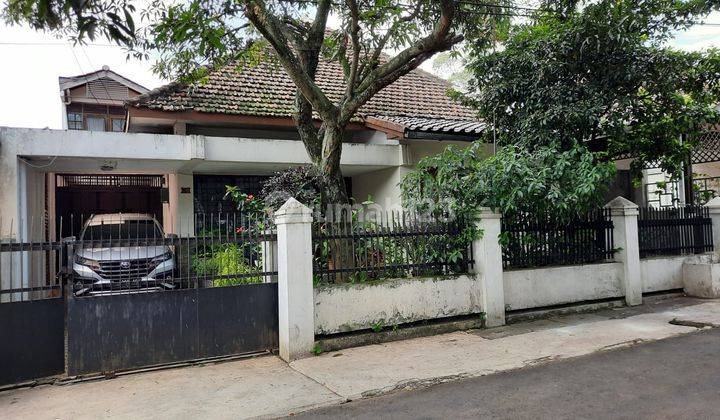 Dijual Rumah 2 Lantai Luas 456 M2 7 KT Lokasi Strategis Tengah Kota Bandung Cocok Dijadikan Guest House RE Martadinata ( Riau ) Bandung Wetan  1