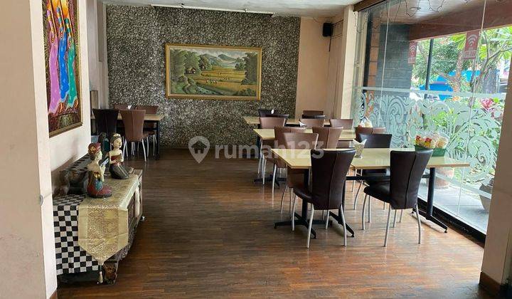 Disewakan Ruko SHM Bagus Luas 490 m² Furnished Siap Pakai Coco Dijadikan Cafe Atau Resto Lokasi Strategis Dan Ramai Area Dagi Hanya 12 Menit Menuju Tol Pasteur, Di Jl. Cihampelas Kota Bandung 1