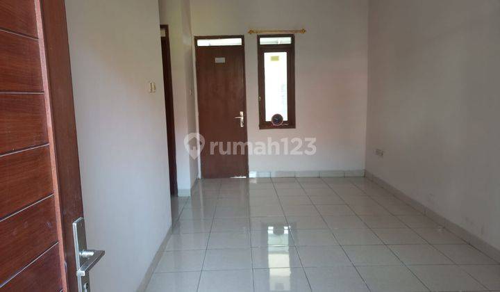 Disewakan Rumah 1 Lantai Luas 120m2, 2 Kamar Tidur Siap Huni, Dalam Cluster Keamanan 24 Jam One Gate Security System, Fasilitas Basket Dan Masjid Antapani Bandung 2