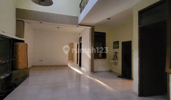 Disewakan Rumah 1,5 Lantai Dengan 4 Kamar Tidur Luas 135 M² Bagus Siap Huni Dalam Komplek One Gate Security System, Arcamanik Bandung 2