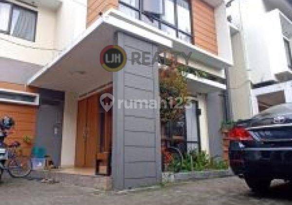 Rumah 2,5 Lantai Lembang Kota Luas 200m2, 4+1 Kamar Tidur Semi Furnished Cocok Dijadikan Hunian Atau Villa, Hanya 4 Menit Ke Farm House Susu Lembang, The Great Asia Afrika Lembang Bandung 1