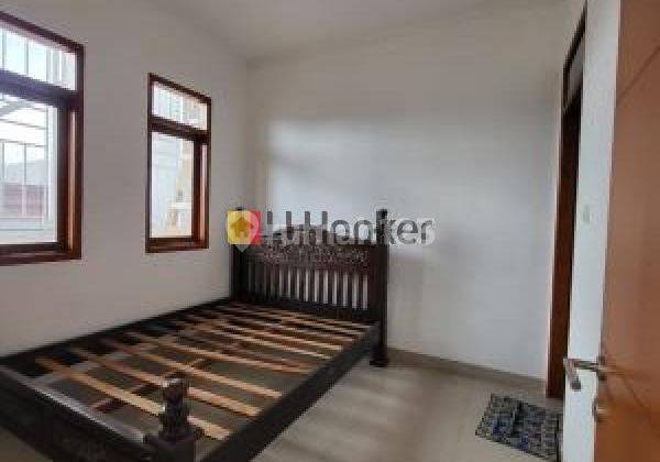 Rumah 1,5 Lantai Luas Tanah 105m2, 3 Kamar Tidur, Siap Huni Semi Furnished Antapani Bandung 2