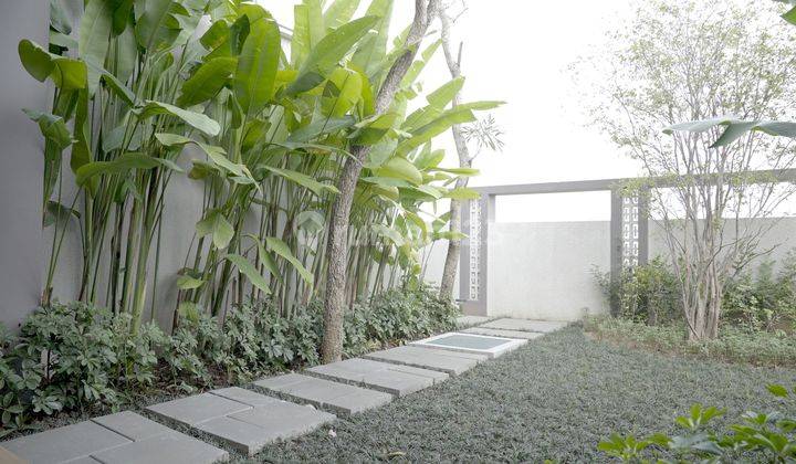 Rumah Mewah 4 BR Ala Resort Dengan View Gunung di Bandung 11