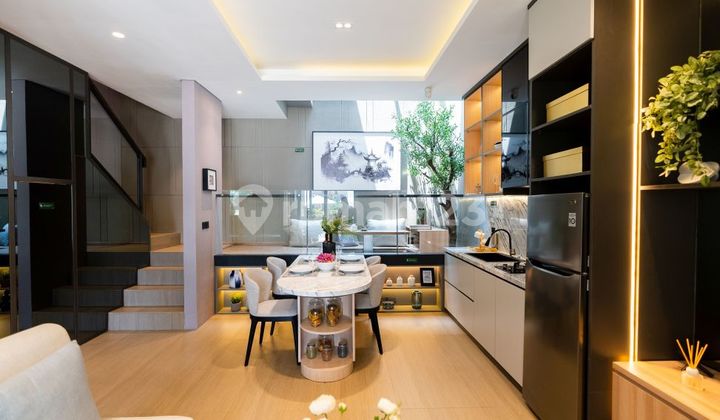 Jual Rumah Strategis 2 Lantai di BSD Nyaman Punya 3 Kamar Jual Rumah Strategis 2 Lantai di BSD Nyaman Punya 3 Kamar