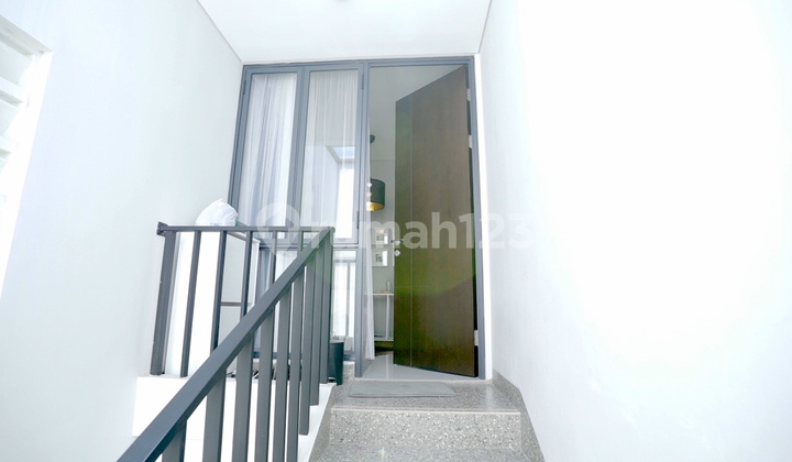 Unique 2-Story Expandable House Can Be Developed According to Needs 2