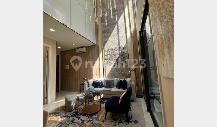 Rumah Premium 3 Lantai High Ceiling Favorit di Jakarta Timur New Condition Rumah Premium 3 Lantai High Ceiling Favorit di Jakarta Timur New Condition