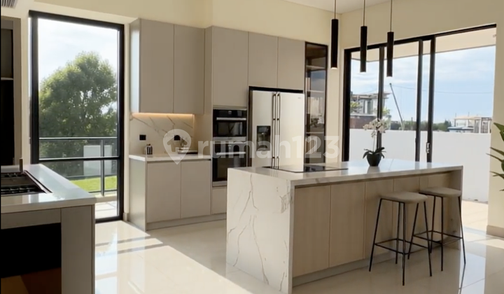 For Sale Luxury House 5BR in Batam for Investment 1