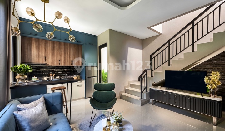 For Sale 2-Storey House Brand New Condition Traffic-Free Right in Front of Toll Access. For Sale 2-Storey House Brand New Condition Traffic-Free Right in Front of Toll Access.