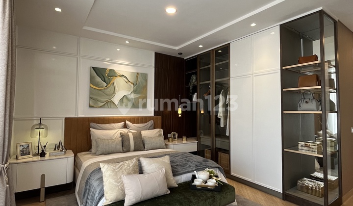 Rumah Mewah Impian di Jakarta 3 Lantai dan 5 Kamar dengan Fasilitas Premium