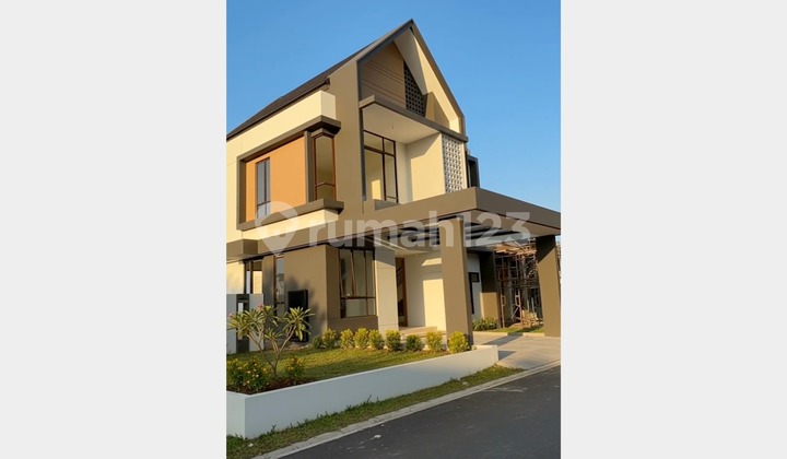 Rumah Baru 2 Lantai 5Kt di Batam, Fasilitas Premium Dekat Singapura