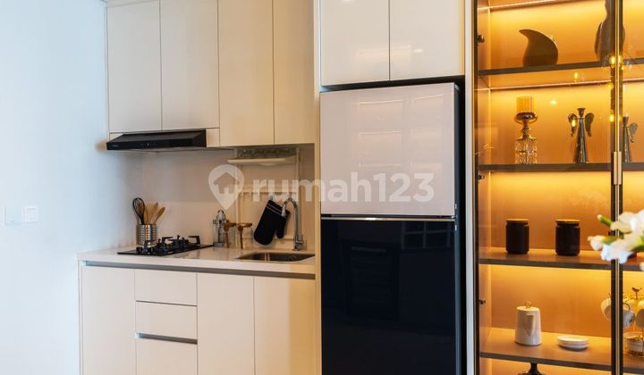 Furnished 2BR 2 Bathroom Strategic Ready-to-Occupy Apartment in West Jakarta Furnished 2BR 2 Bathroom Strategic Ready-to-Occupy Apartment in West Jakarta