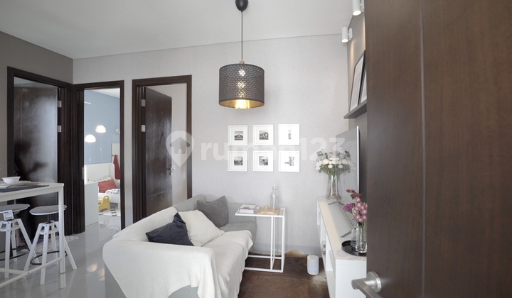 2-Story House in Bandung with Garage Near Schools and University