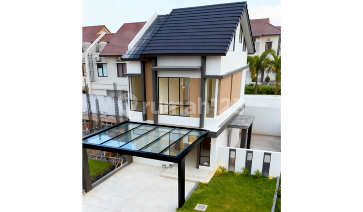2-Story House in Batam 3BR Full Facilities Very Strategic Location