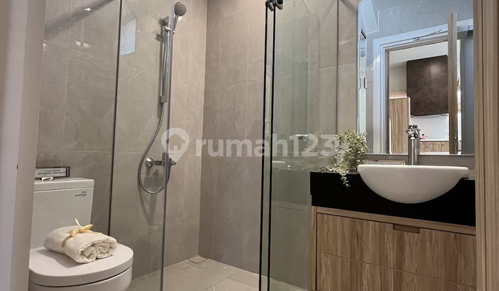 Rumah Eksklusif Luas di Jakarta Bebas Banjir Siap Huni 5KT 5KM Rumah Eksklusif Luas di Jakarta Bebas Banjir Siap Huni 5KT 5KM