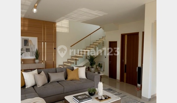 New 2-Story 5BR House in Batam, Premium Facilities Near Singapore