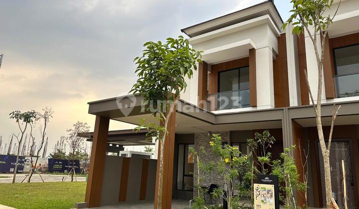For Sale Rumah Mewah di Buah Batu Dekat Tol dan Sekolah For Sale Rumah Mewah di Buah Batu Dekat Tol dan Sekolah