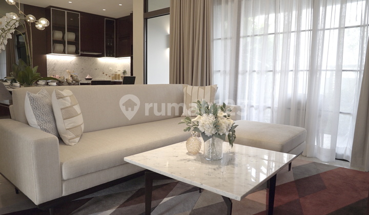 Rumah Dijual Mewah dan Besar 2 Lantai 4BR di Bandung Cocok untuk Keluarga