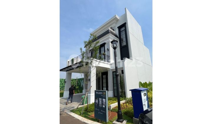 New Luxurious 2-Story Beautiful House in Cibubur, Brand New Condition.