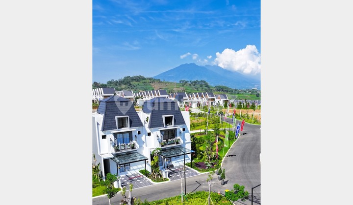 For Sale Rumah Mewah dengan View Gunung di Bogor 2 Lantai Fasilitas Bagus