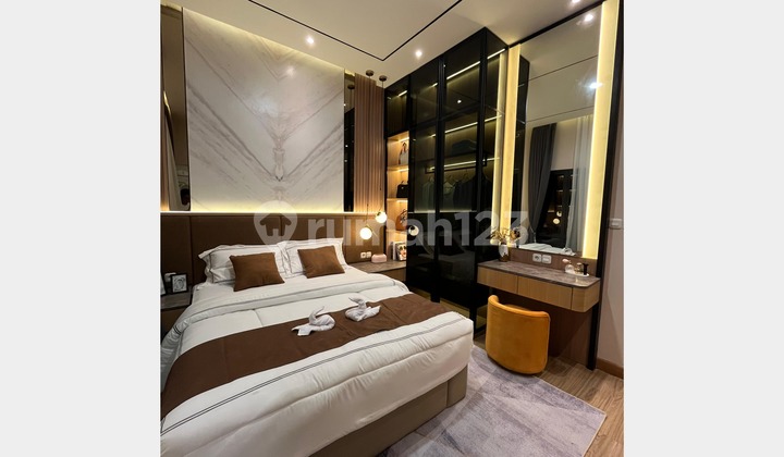 Cozy 2-Story New Residence Near Toll Road, Hospital, and School