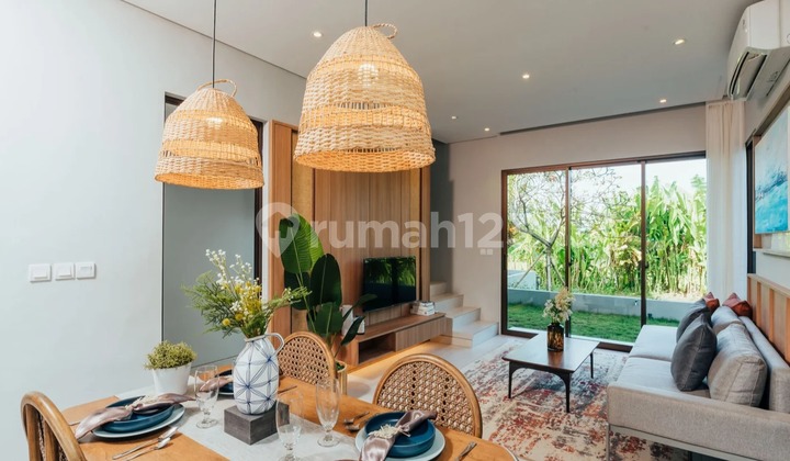 Villa Mewah dengan Private Pool dan 4 Kamar Tidur Full Furnished di Pantai Kedungu!