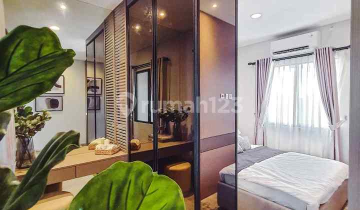 Residence with Office – New 3-Storey SOHO Near Rawa Buntu Station