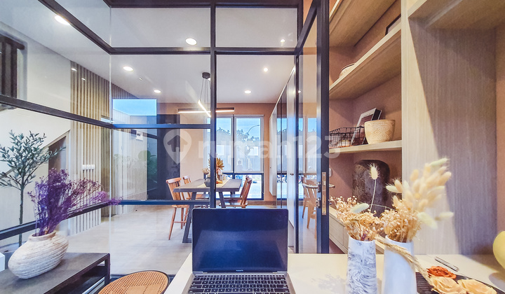 Sell 3-Floor New Condition SOHO in BSD, Suitable for Work and Residence, Close to Toll Road and Station. 7