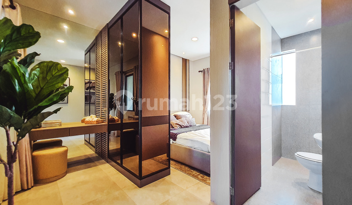 Sell 3-Floor New Condition SOHO in BSD, Suitable for Work and Residence, Close to Toll Road and Station. 14